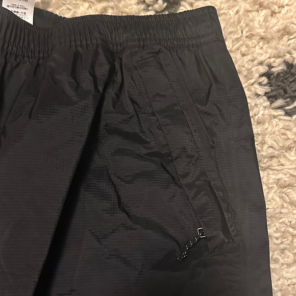 Patagonia Black Women's Pants - Picture 3 of 12